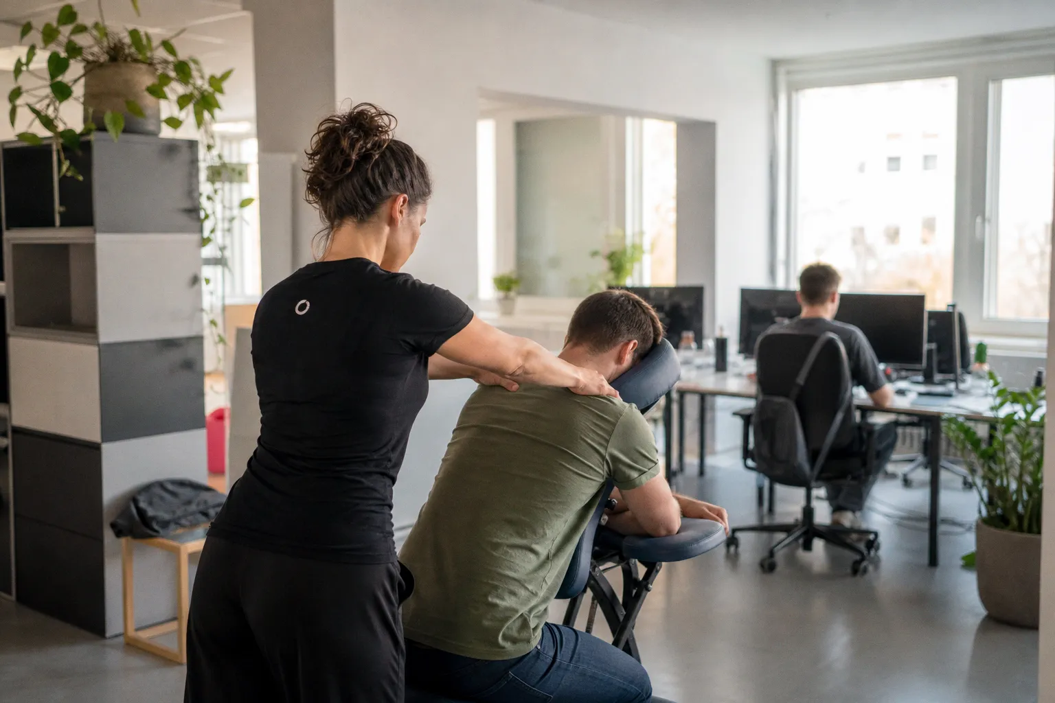 Betriebliche Gesundheitsförderung: Strategien für den Ausbau Ihres Praxisangebots