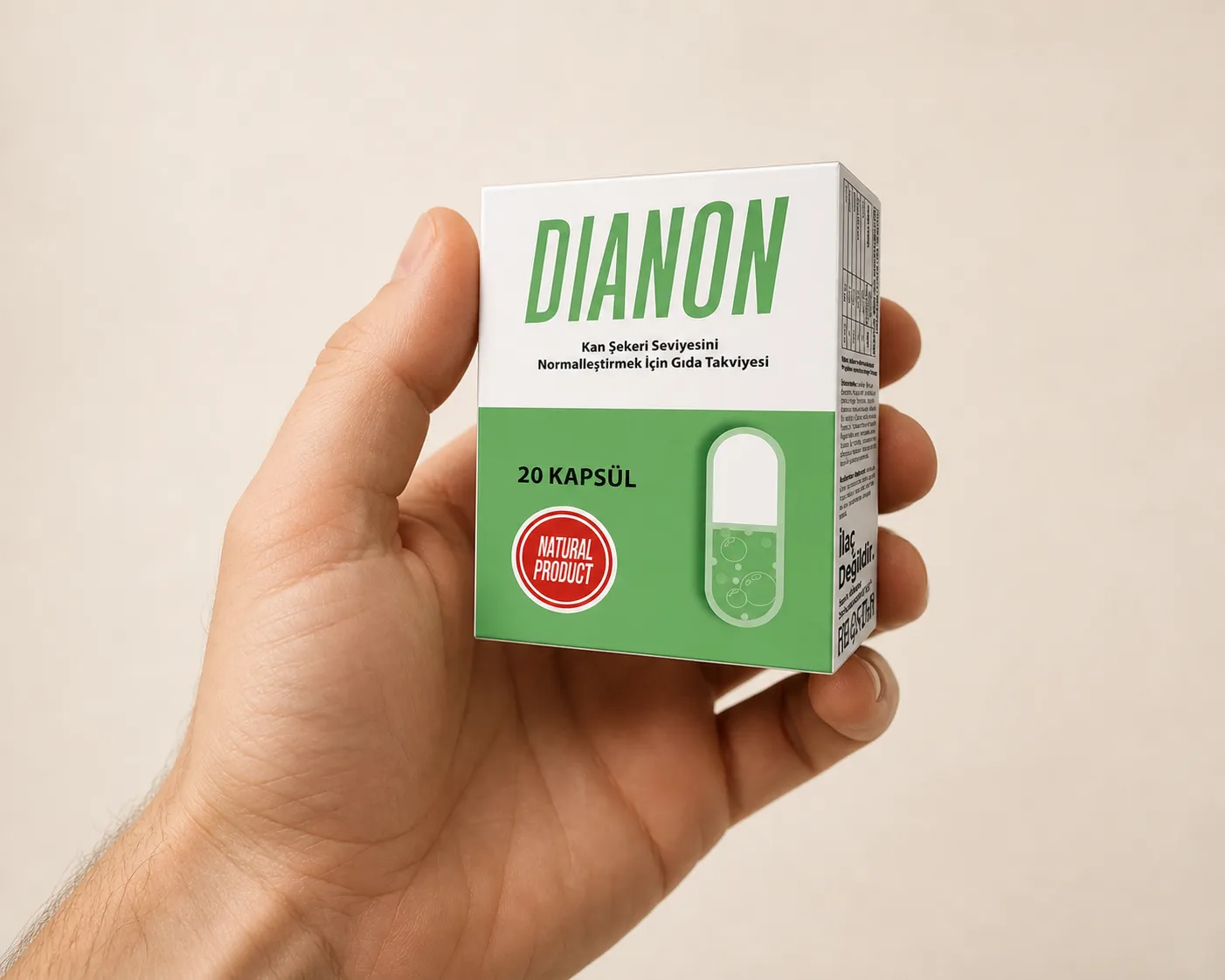 Dianon — Verpackung in der Hand